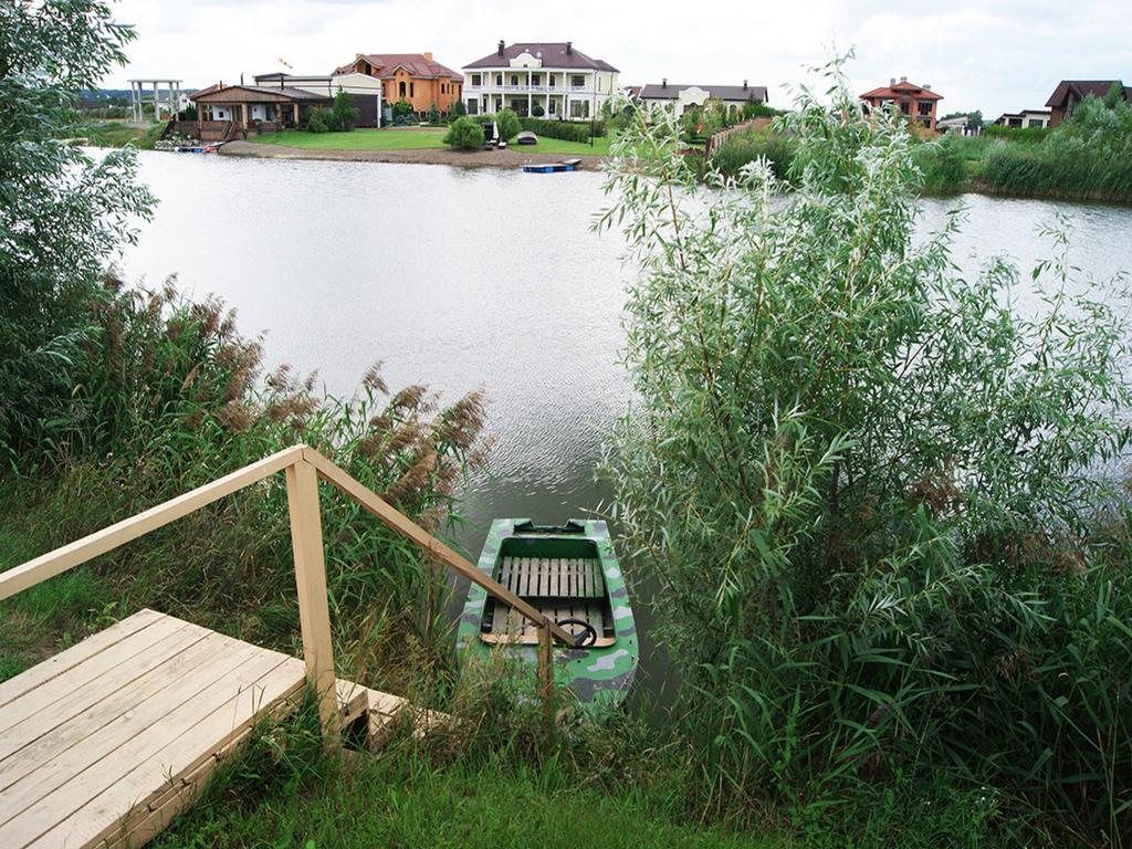 Eco Village Obukhiv Exterior photo